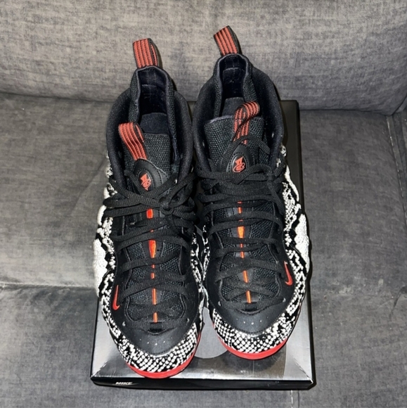 Nike Air Foamposite One ‘Albino Snakeskin - Picture 3 of 5